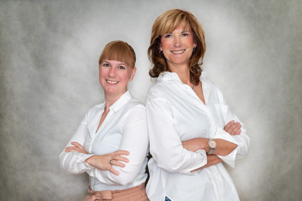 Die Geschäftsführung liegt bei Jeannine Goebel (links) und Evelyn Matthias-Weber (rechts).