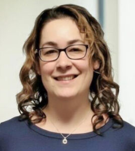 Sarah Wolf, Pflegedienstleiterin